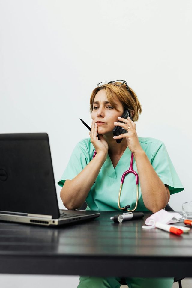 Santé au travail : ce qu’il faut savoir sur les visites médicales